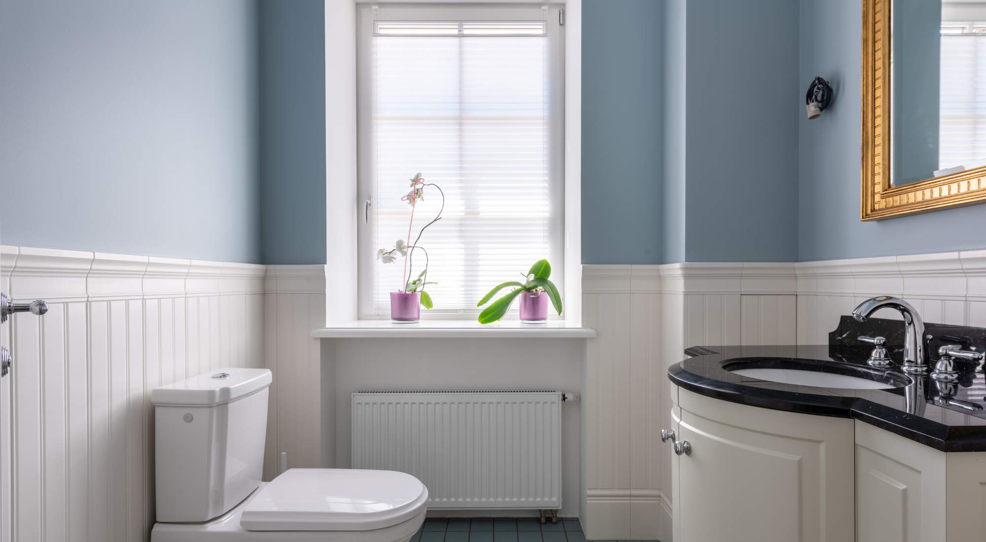 what is the best color to paint a bathroom