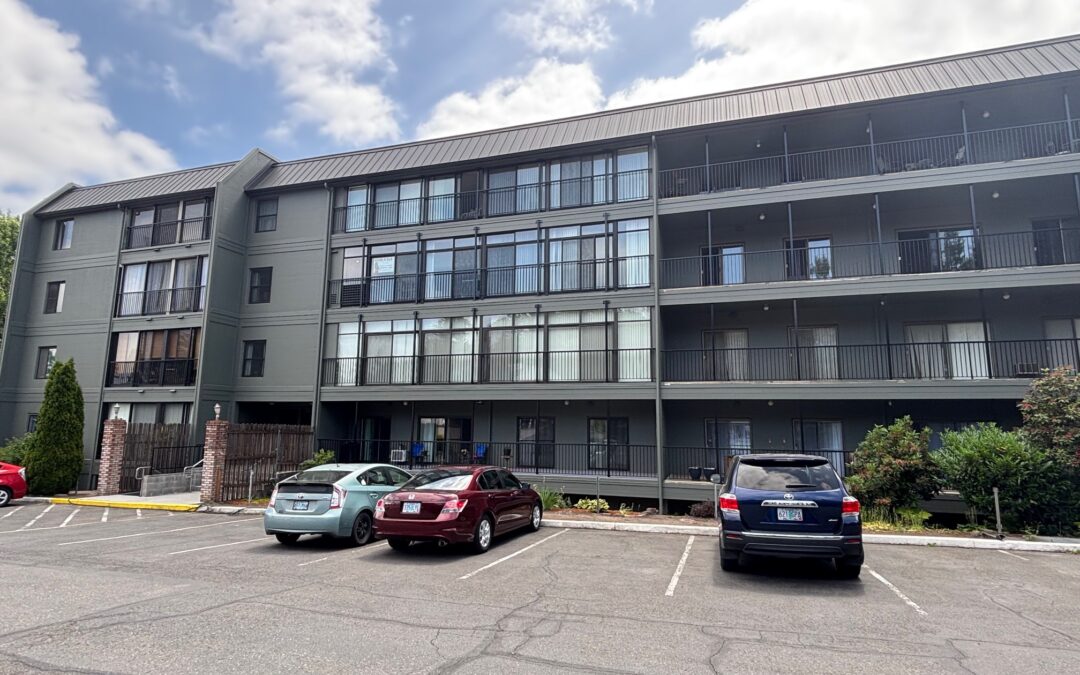Commercial Exterior Painting - Lake Oswego